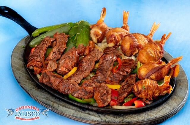 Parrillada Fajita Con Brochetas